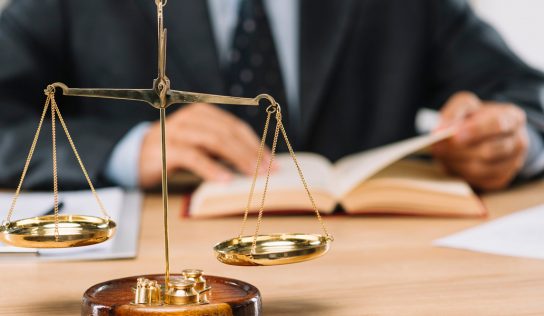 ¿Cuáles son las razones para contratar a un abogado?