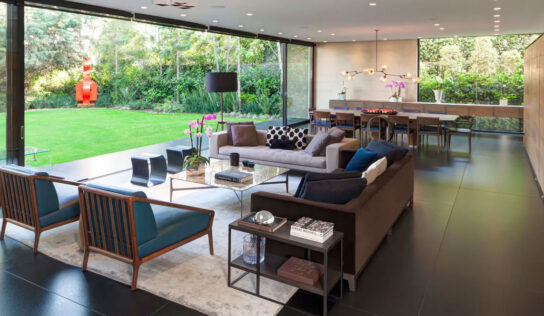 Decoración inteligente para salones comedores alargados