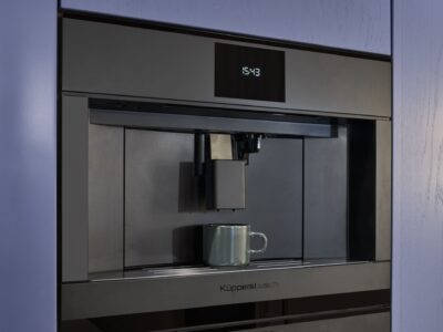 Küppersbusch se presenta a los Premios Casa Decor con su cafetera MattBlack de tecnología avanzada