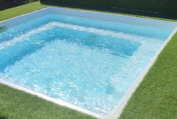 Poliéster Casariche revoluciona la preparación para el verano con soluciones de baño rápidas y duraderas